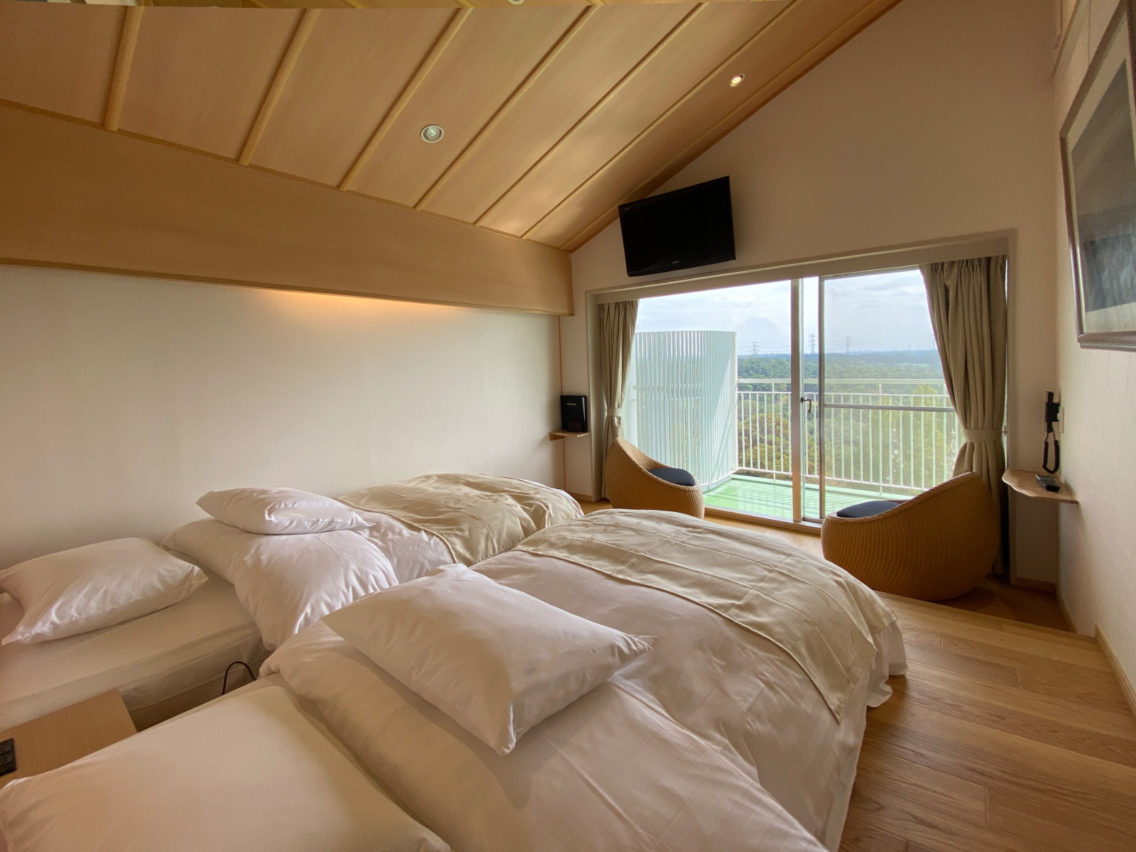 ホテル ヘリテイジ 部屋画像1