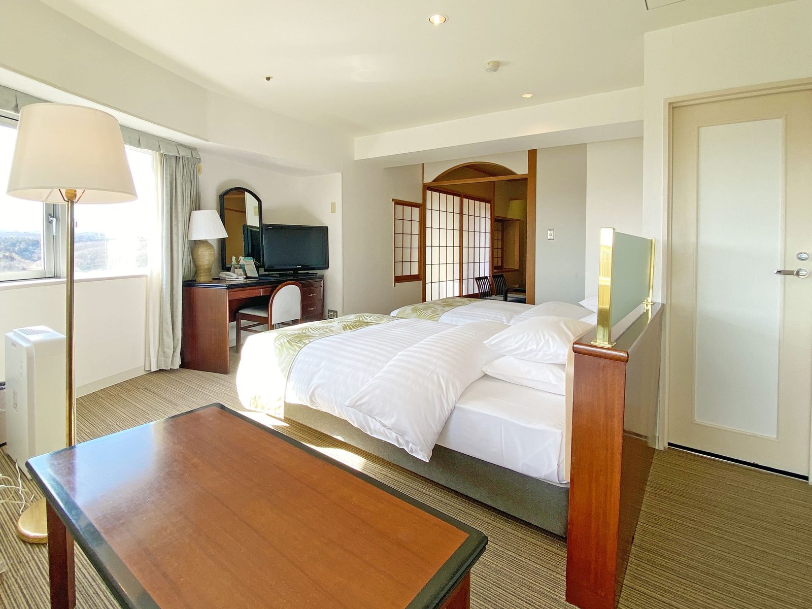 ホテル ヘリテイジ 部屋画像1