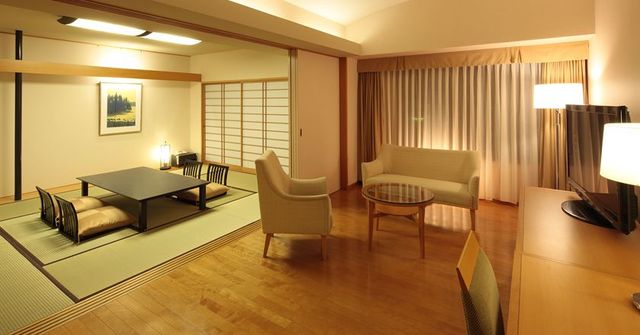 ロイヤルパインズホテル浦和 和洋室