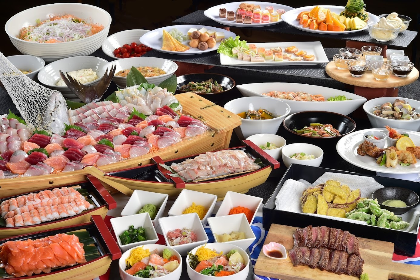 館山リゾートホテル 【早期割60】60日前までのご予約で＜2000円OFF＞【バイキング1泊2食】牛ステーキや海鮮丼など約50種