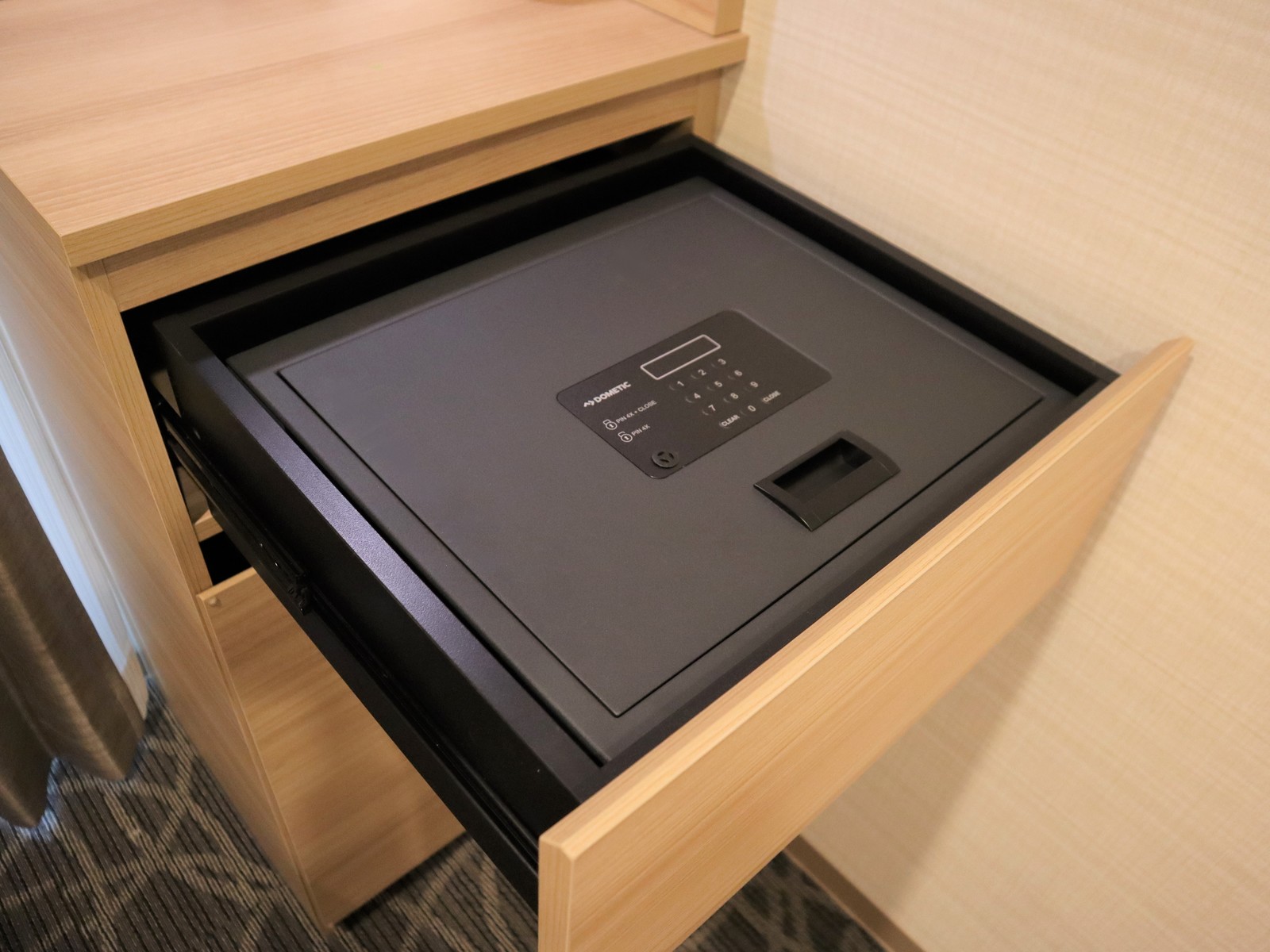 ホテルシュランザ MAKUHARI BAY 部屋画像5