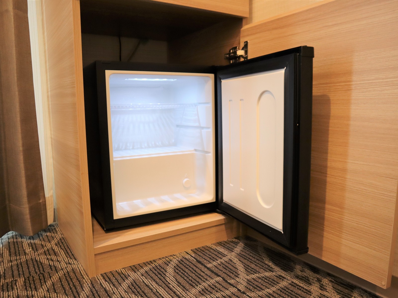 ホテルシュランザ MAKUHARI BAY 部屋画像6