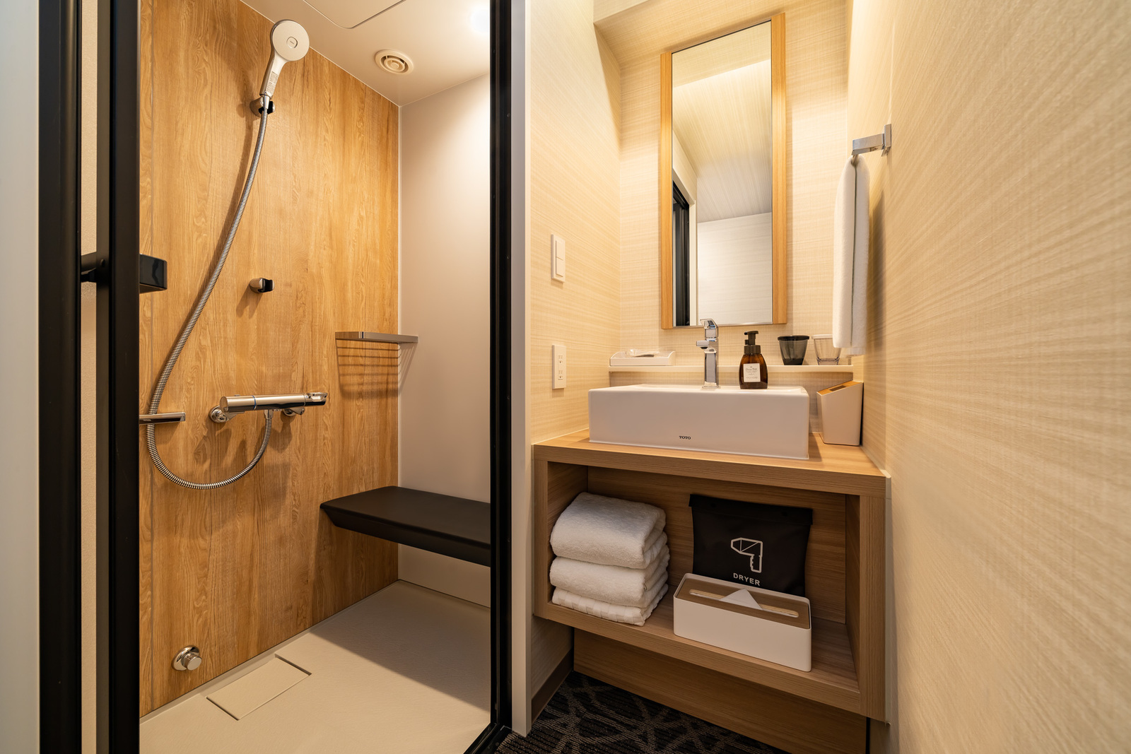 ホテルシュランザ MAKUHARI BAY 部屋画像9