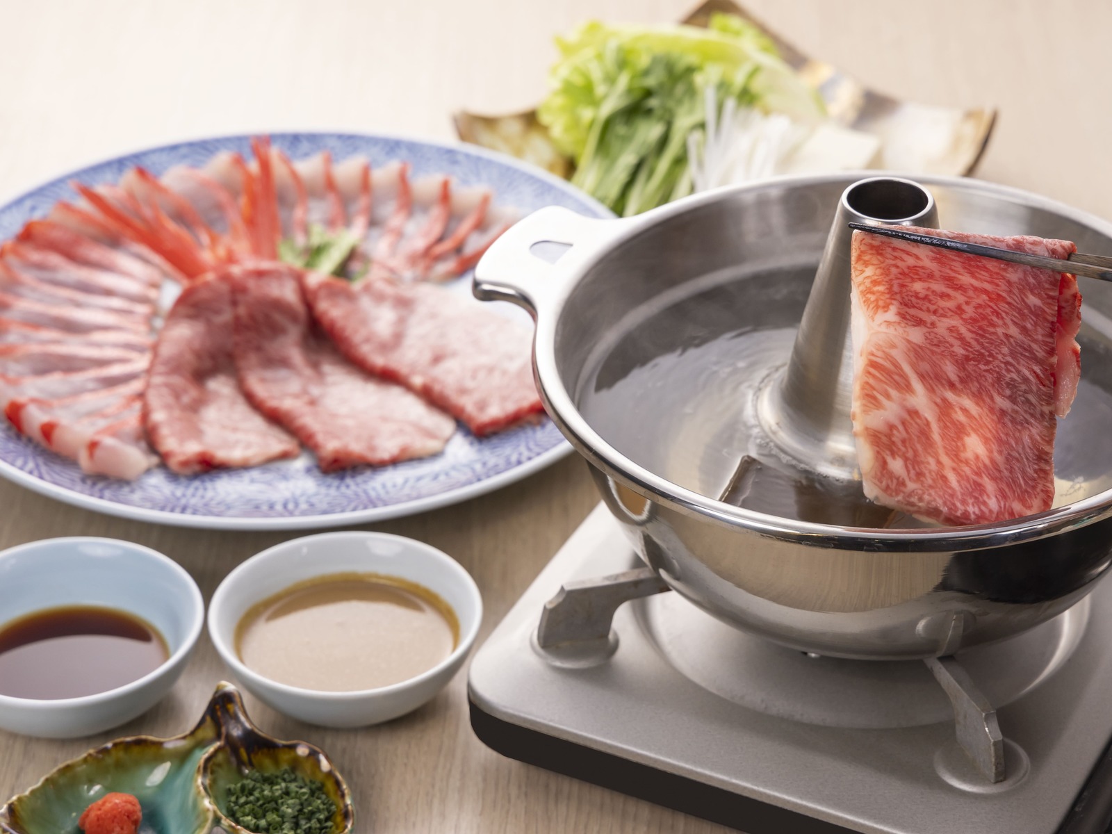 鴨川グランドホテル 新メニュー　特選食材「饗宴会席」～個室ダイニング"MIRAI"スペシャリティ～
