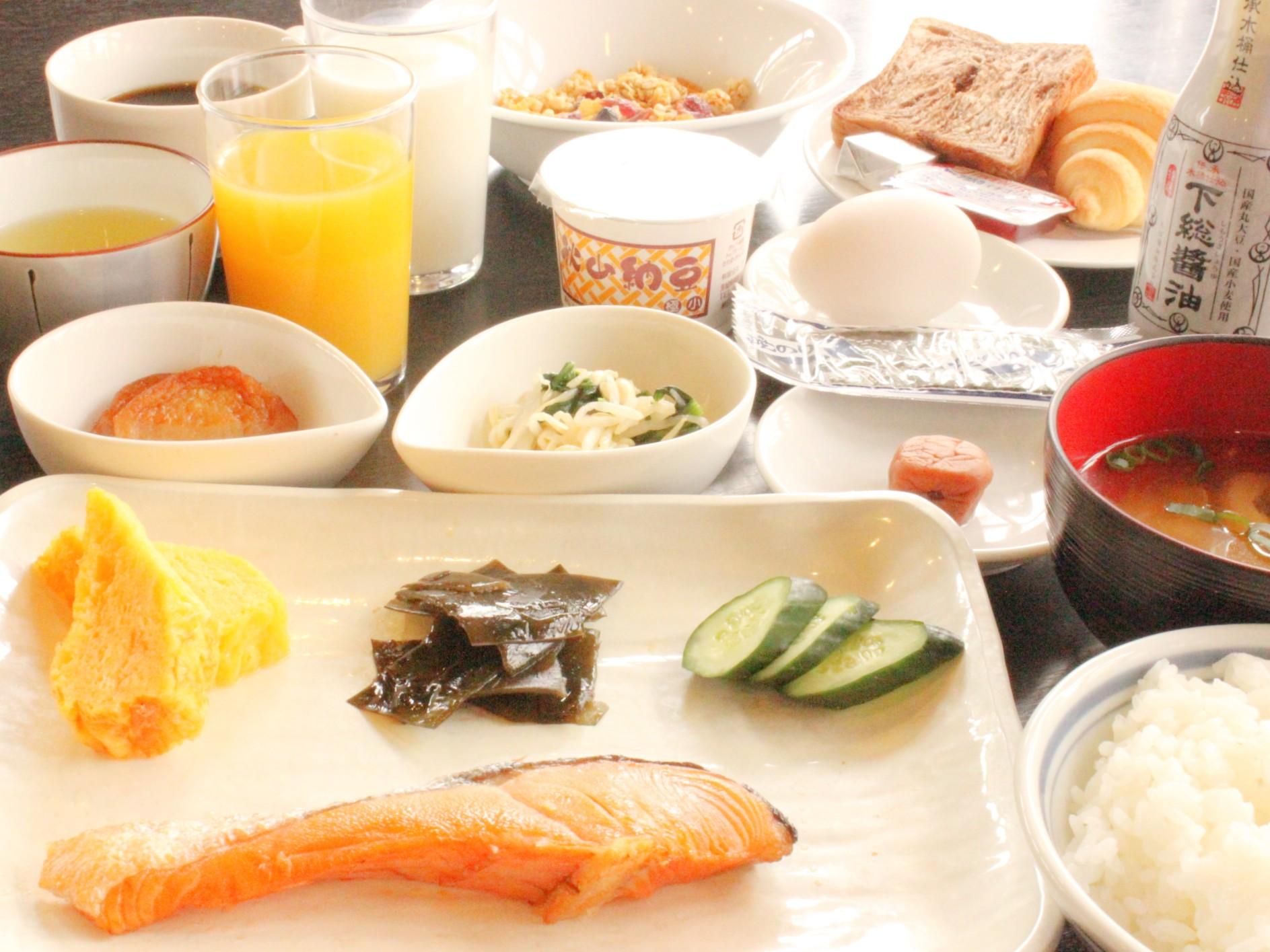 ホテル　メイプルイン幕張 【セットメニュー朝食付】“一日の始まりはおいしい朝食から”｜AM6:30-