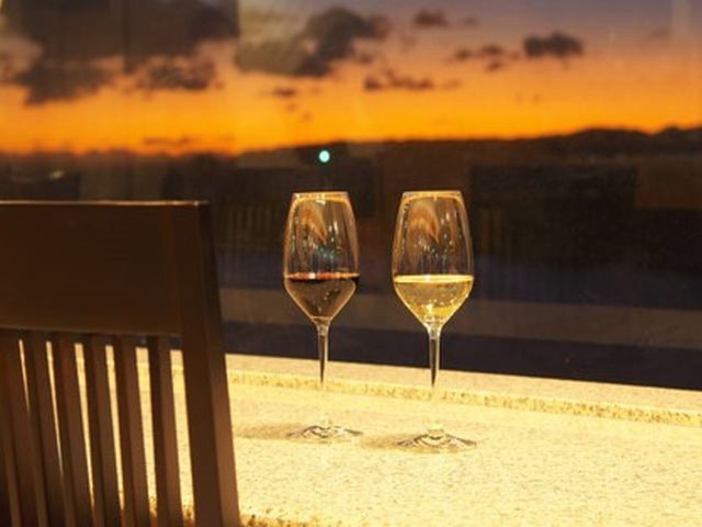 満ちてくる心の宿　吉夢 【カップルプラン】ラウンジ利用特典付♪夕食は選べるメイン伊勢海老か鮑｜お二人で充実したホテルステイを