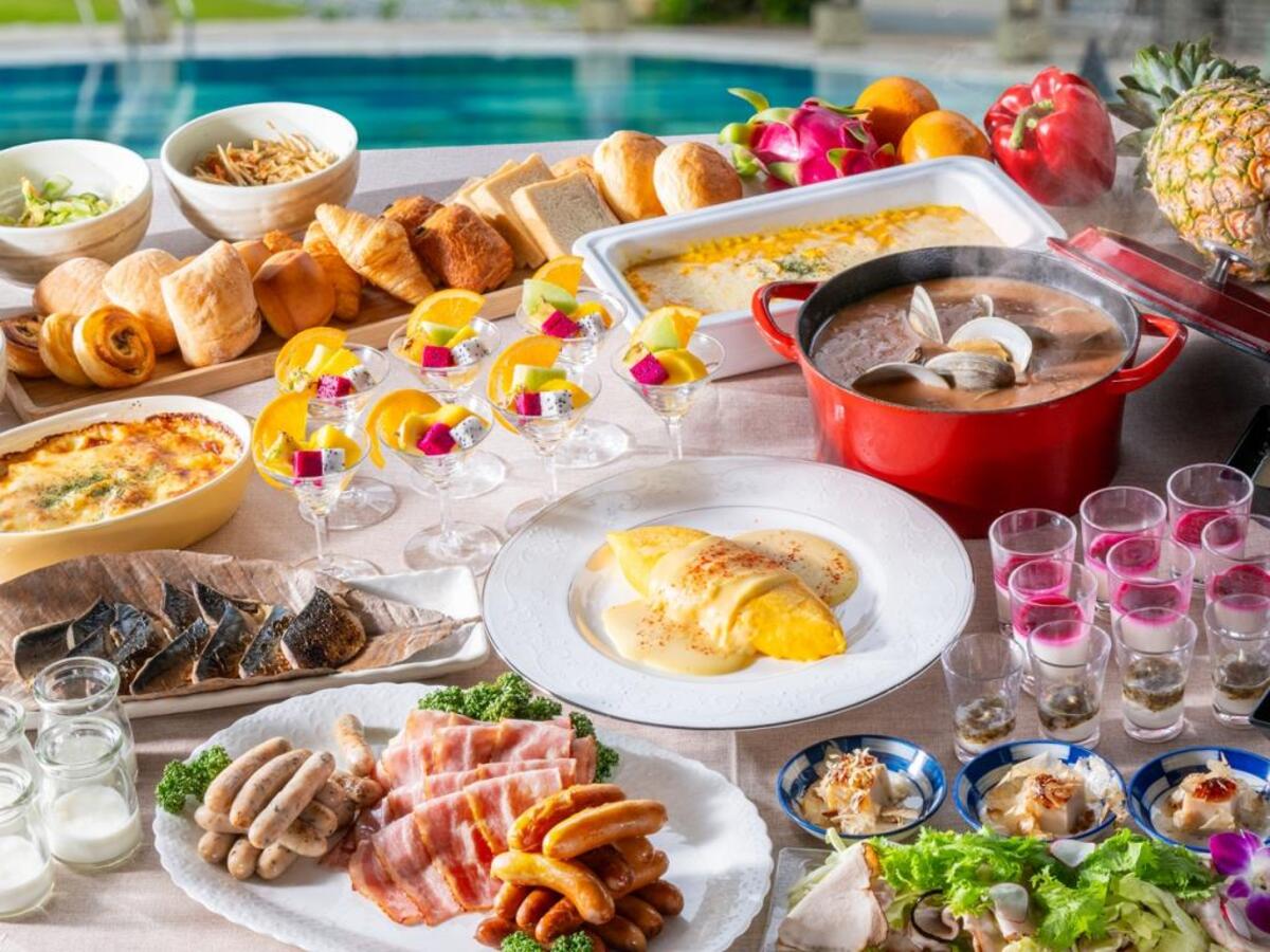 アパホテル＆リゾート〈東京ベイ幕張〉 【朝食付】大満足50種類以上の和洋バイキング★JR舞浜駅まで快速電車18分♪幕張メッセは徒歩1分！