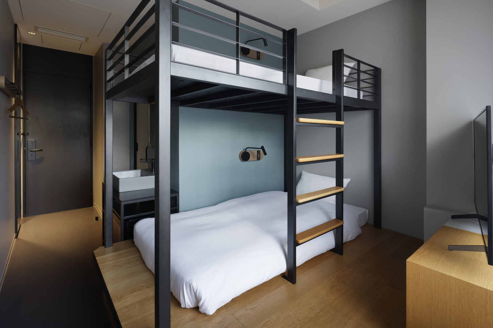 sequence MIYASHITA PARK Bunk Bed2