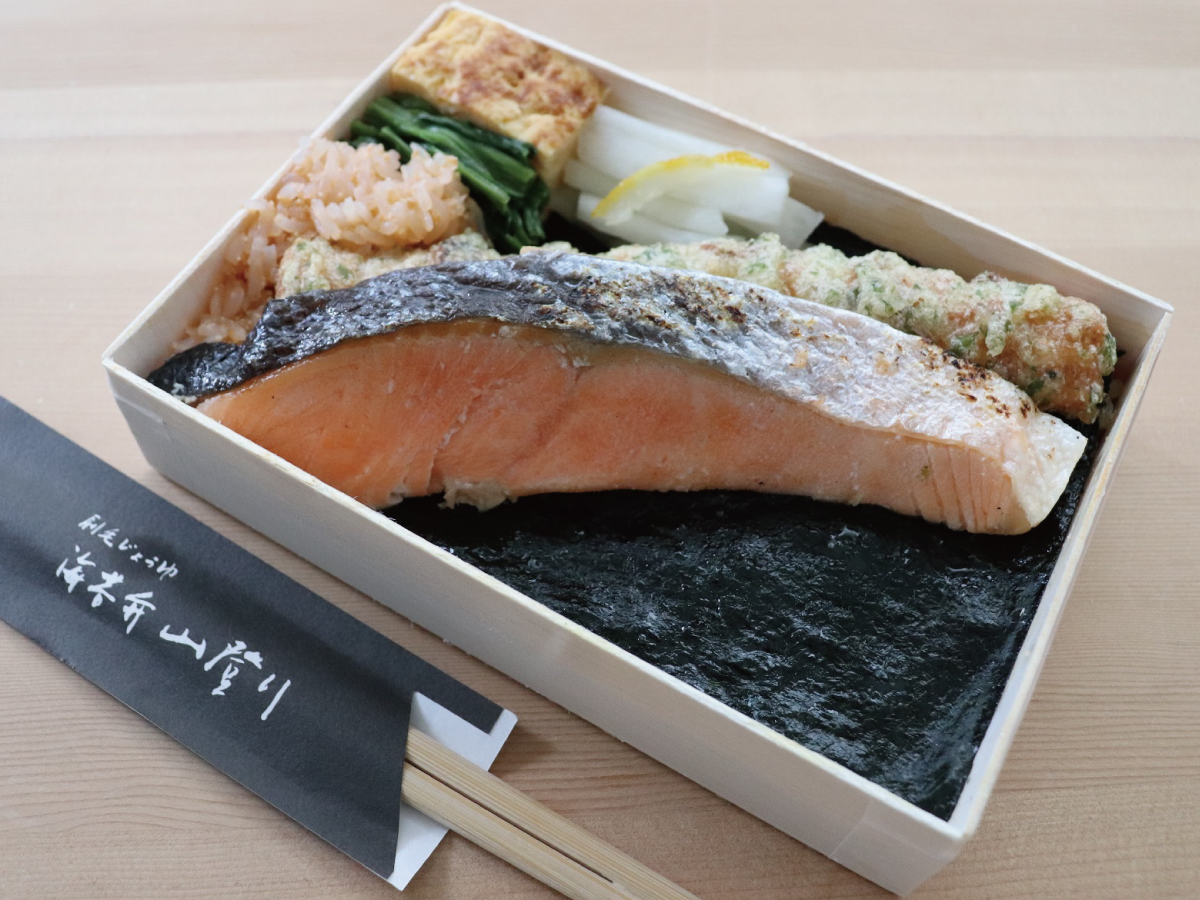 アゴーラ 東京銀座 フレキシブルレート　刷毛じょうゆ海苔弁の朝食付