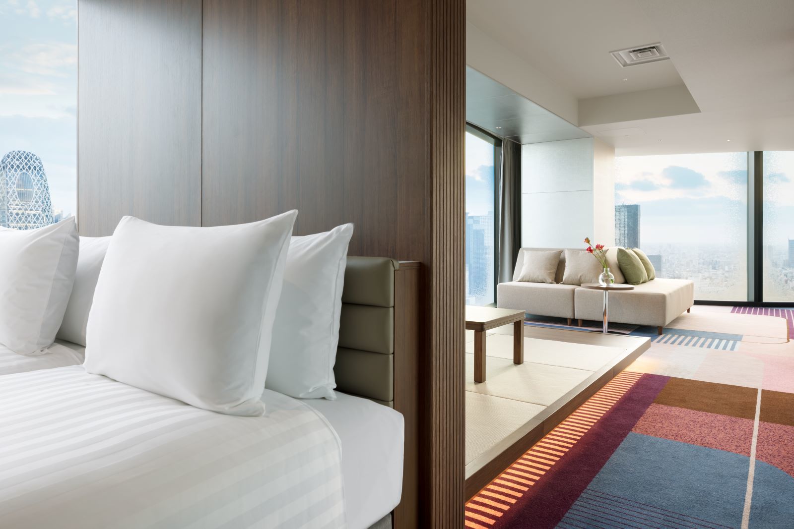 HOTEL GROOVE SHINJUKU A PARKROYAL Hotel 部屋画像1