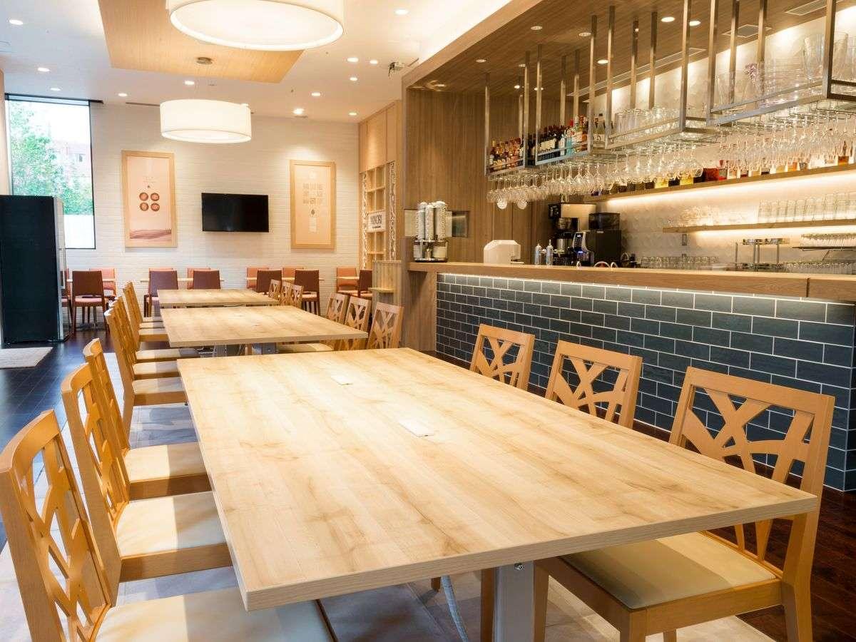 ホテルマイステイズプレミア赤坂 【スタンダード／朝食付】人気の種類豊富なサラダバーと豪快なメニューで元気な朝食を♪