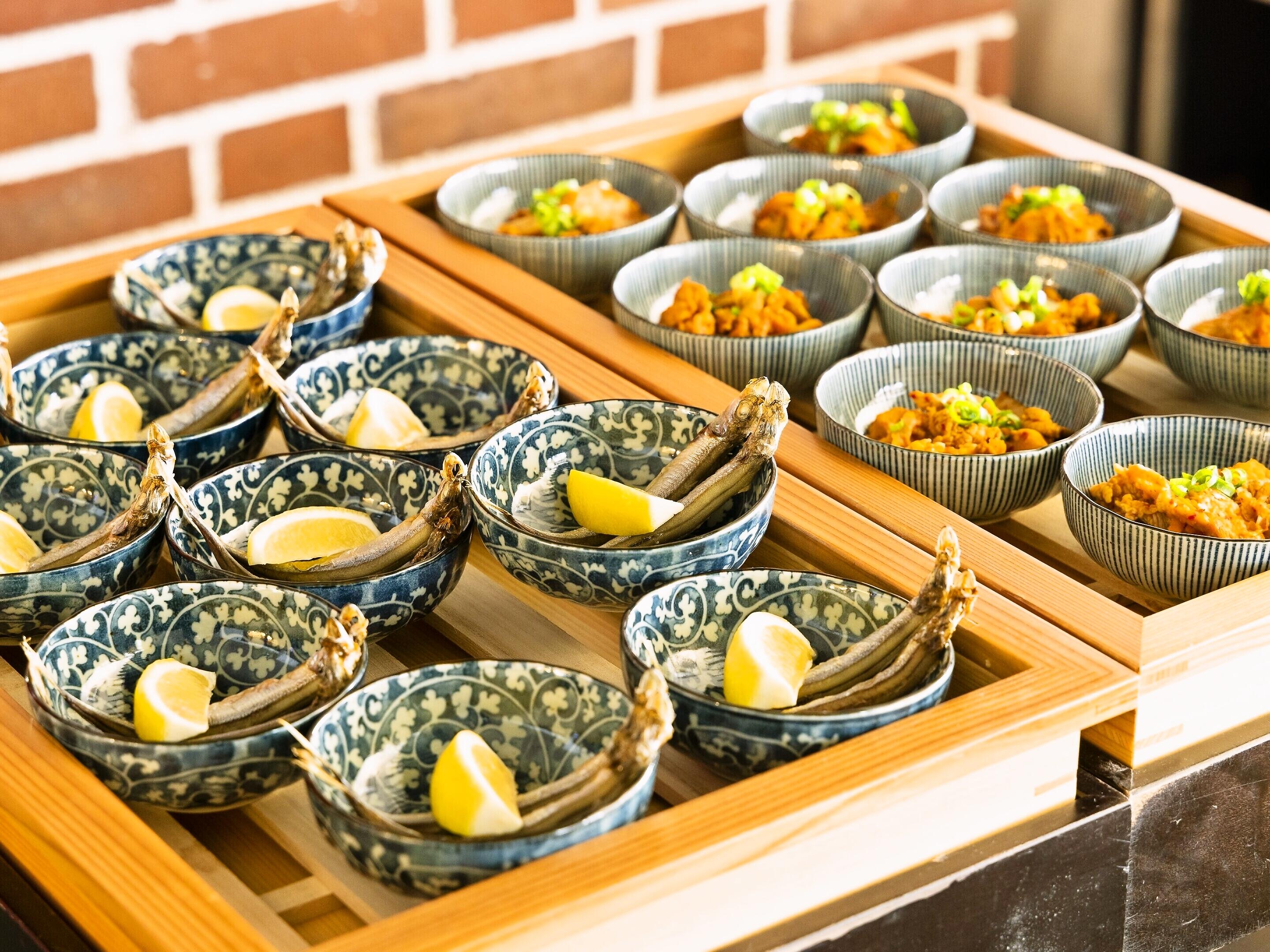 ホテルウィングインターナショナル東京赤羽 【朝食付き】スタンダードプラン　選べる彩り小鉢御膳付き