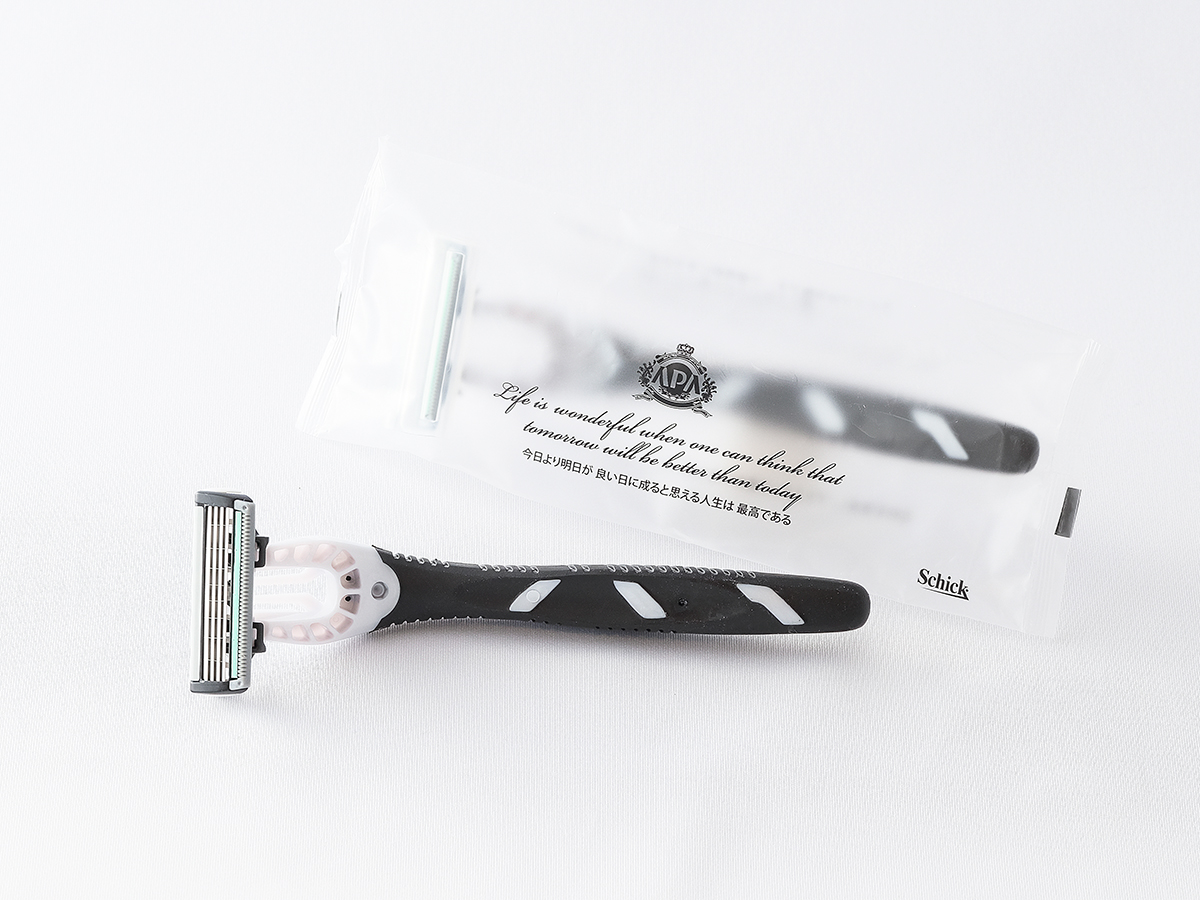 アパホテル〈六本木ＳＩＸ〉 レザー4枚刃