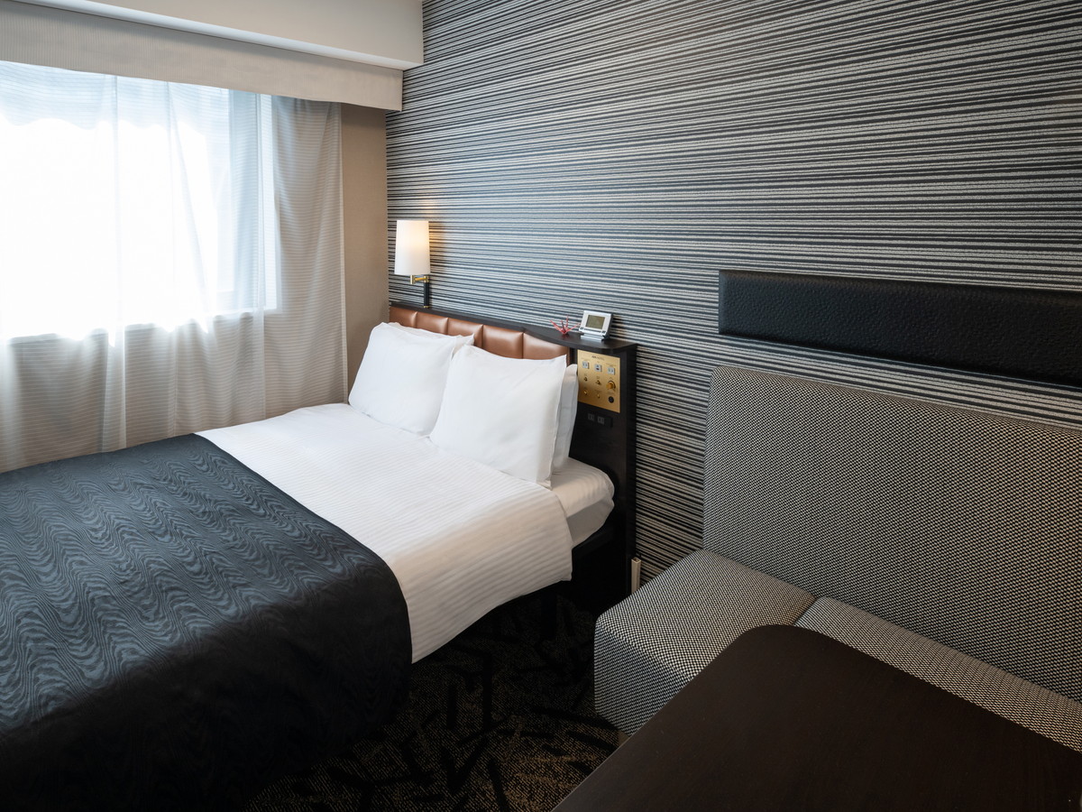 アパホテル〈三田駅前〉 【素泊まり】コージールームでくつろぎステイプラン