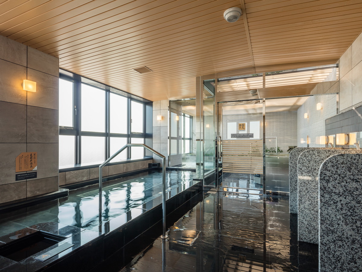 アパホテル〈品川 泉岳寺駅前〉 【朝食ビュッフェ付き】泉岳寺駅徒歩1分！羽田空港に好アクセス！最上階に大浴殿完備！