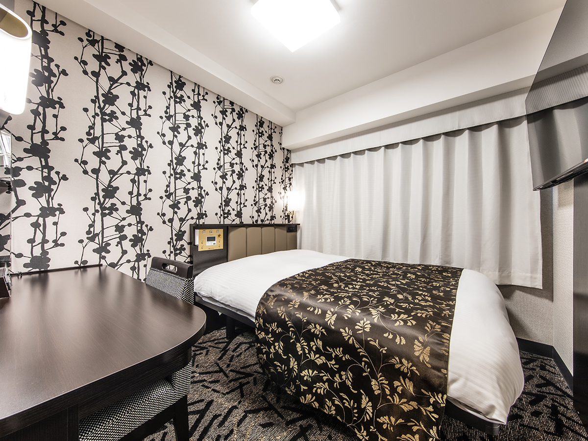 アパホテル〈品川 戸越駅前〉 【素泊まり】戸越駅から徒歩1分！全室禁煙！【アパは映画もアニメも見放題】