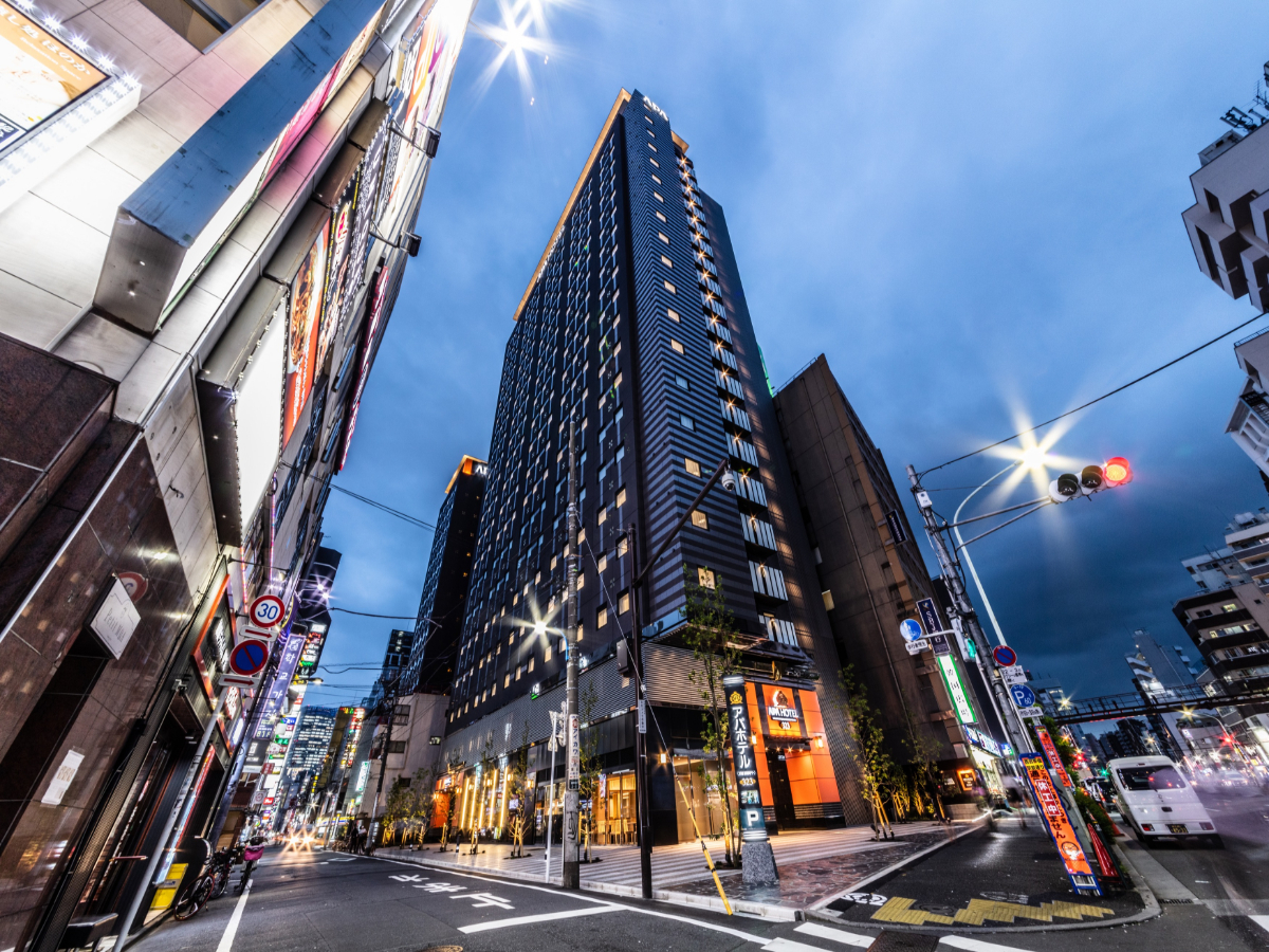 アパホテル〈東新宿 歌舞伎町タワー〉