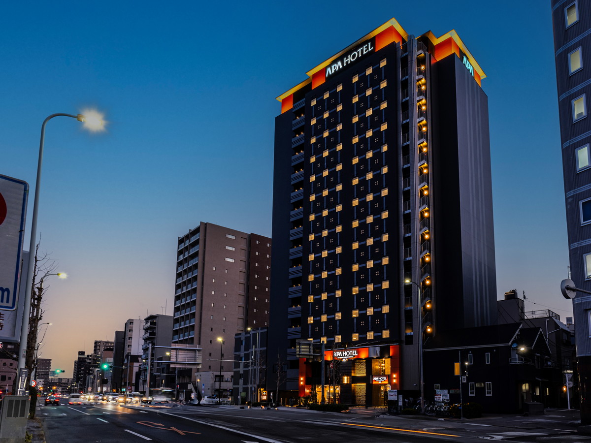 アパホテル〈赤羽岩淵駅前〉 【素泊まり】 「赤羽岩淵駅」（1番出口）徒歩1分の駅近立地