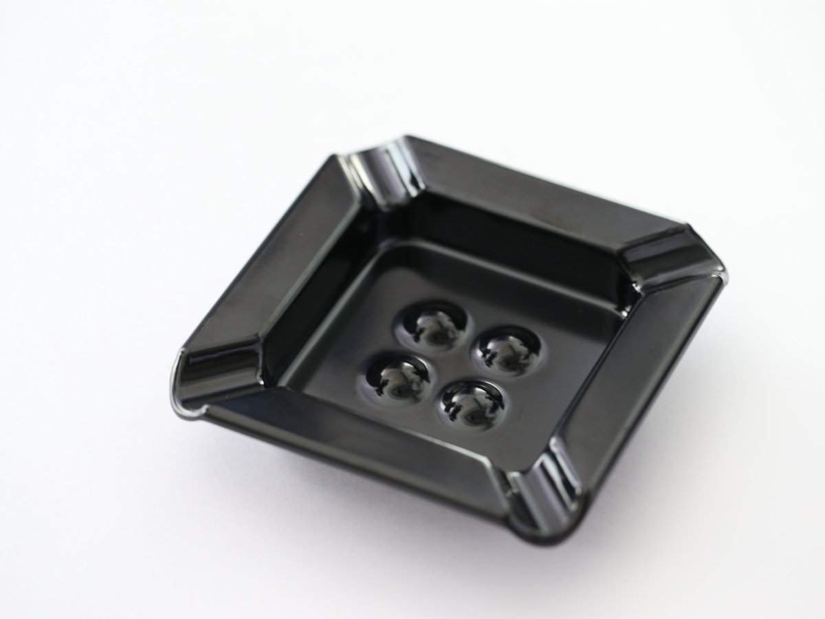 アパホテル〈秋葉原駅電気街口〉 灰皿