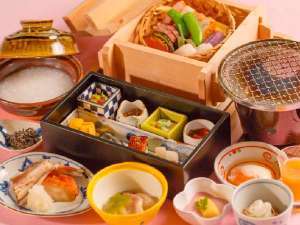 月の宿　紗ら 【電車でのご来館限定！一泊朝食プラン】遅い到着でも安心！露天風呂付客室でゆったり寛ぐ箱根旅♪