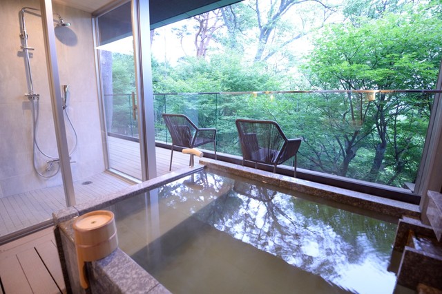 箱根強羅　白檀 「香」「萬」和室12畳+洋室+庭園デッキ