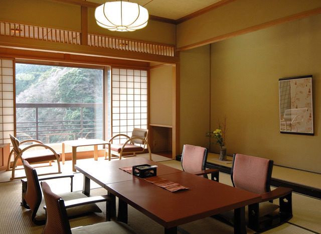 ゆば懐石山翠楼 【聚楽第】和室（12畳+前室3畳）