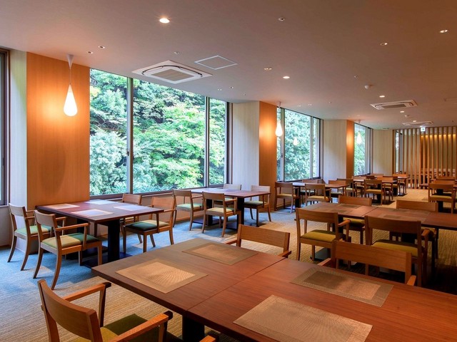 箱根パークス吉野 【１泊朝食付】チェックインは23時迄OK！お肌を優しくいたわる箱根の名湯は深夜2時までご利用頂けます♪