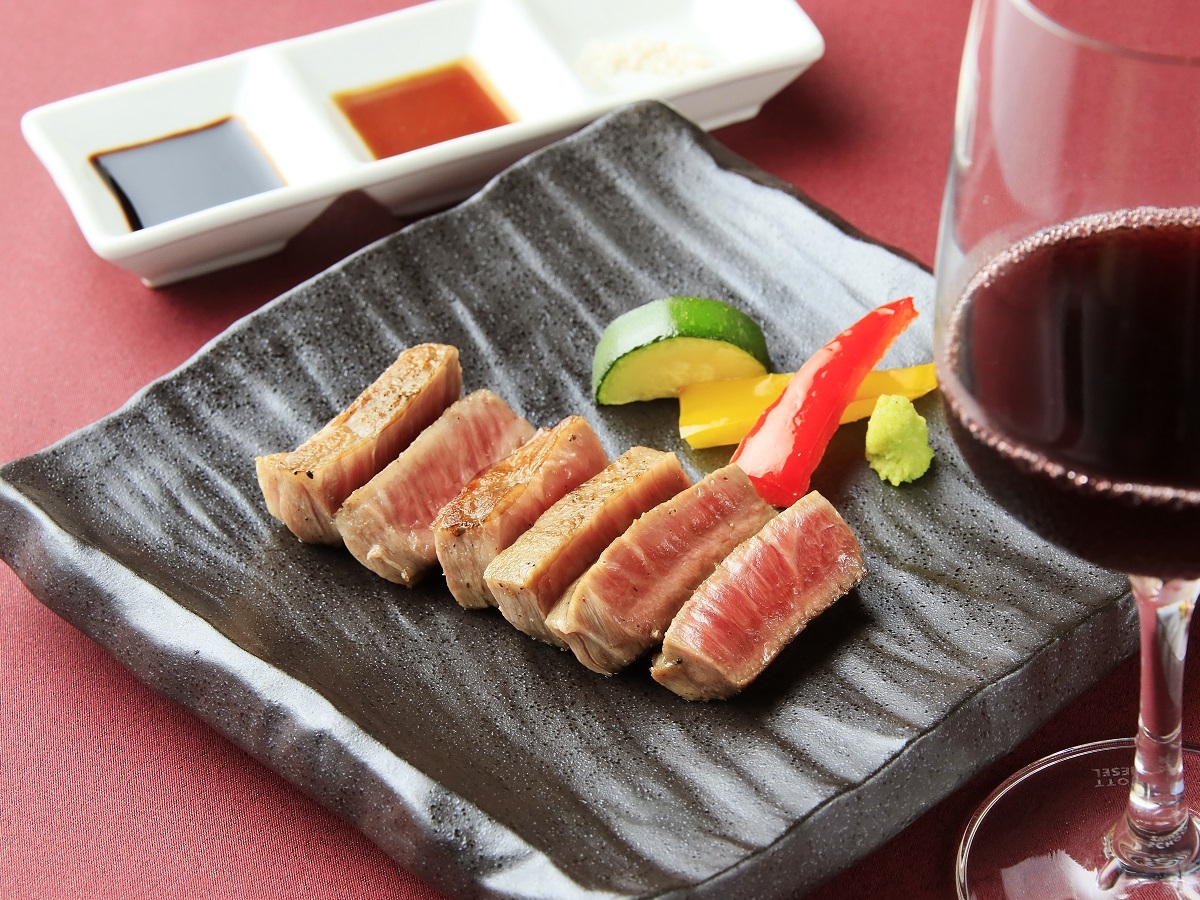 別邸今宵 【早割60】60日前までのご予約でお1人様最大4400円引き／当館の基本プランをお得にを愉しめる＜基本会席★月の雫＞ 