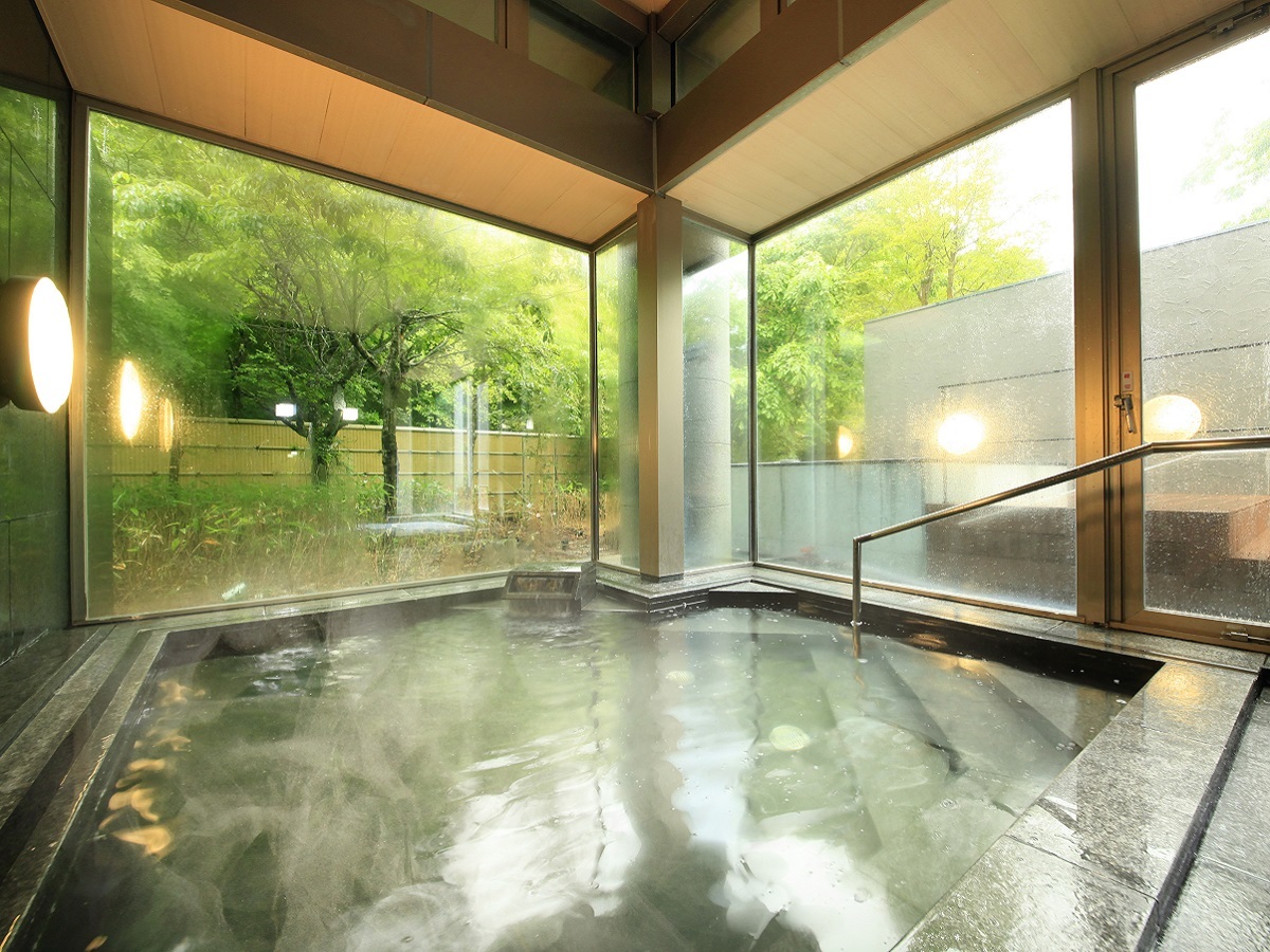 箱根風雅 【素泊まり】22時までチェックインOK／大人の時間を愉しむ宿でお気軽ステイを満喫＜食事なし＞