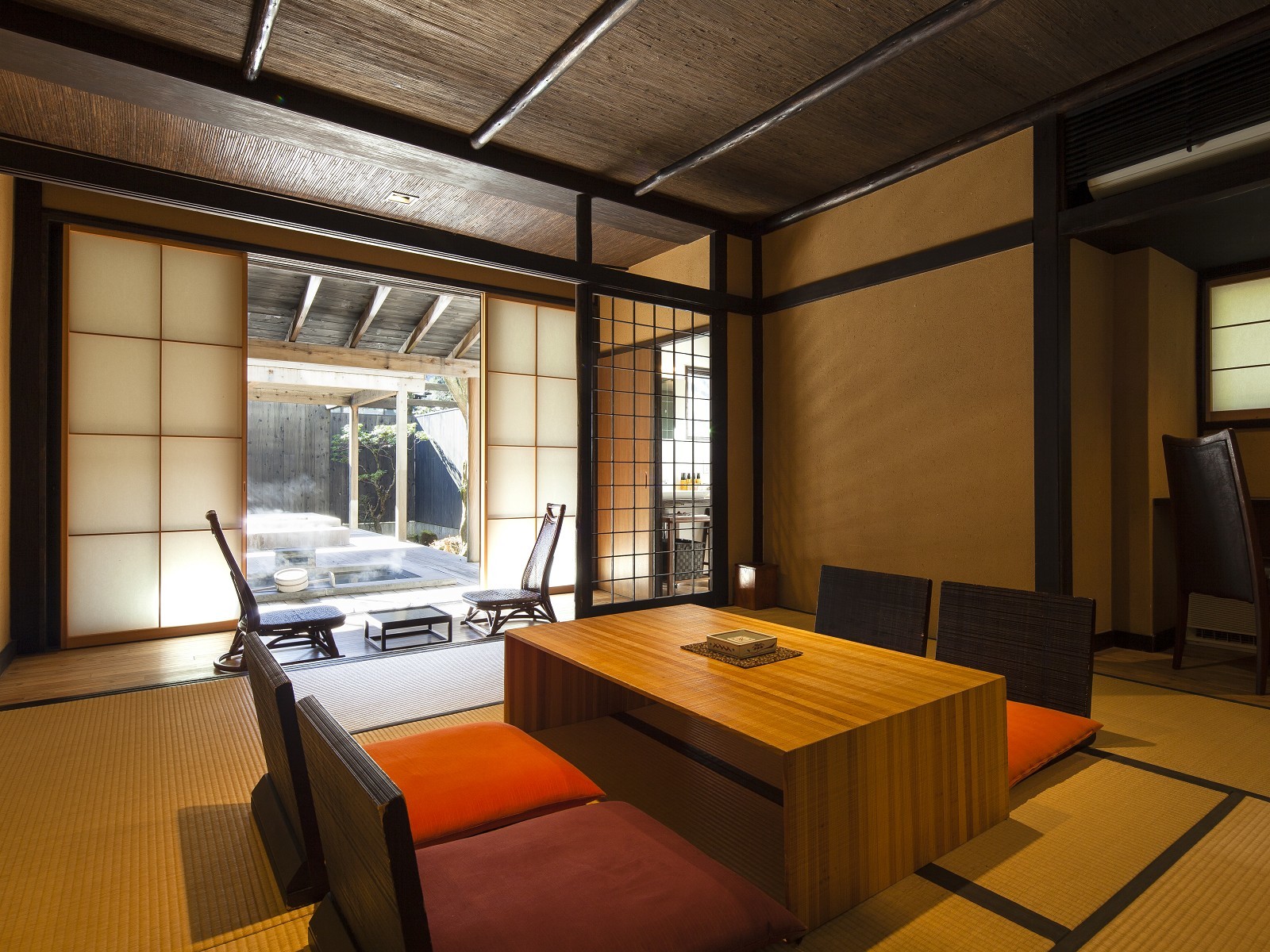 松坂屋本店 客室の一例「山法師」