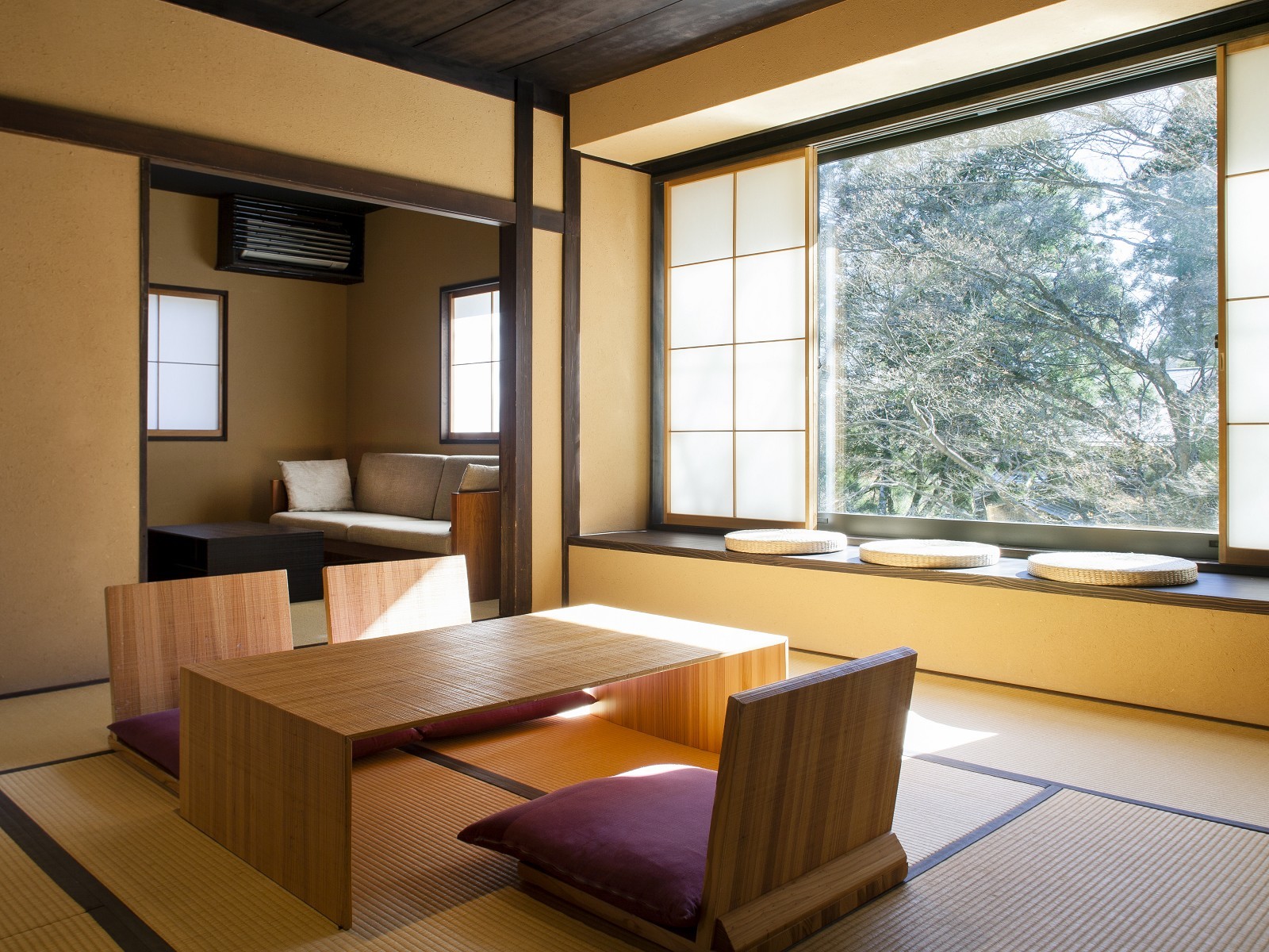 松坂屋本店 客室の一例「松風」