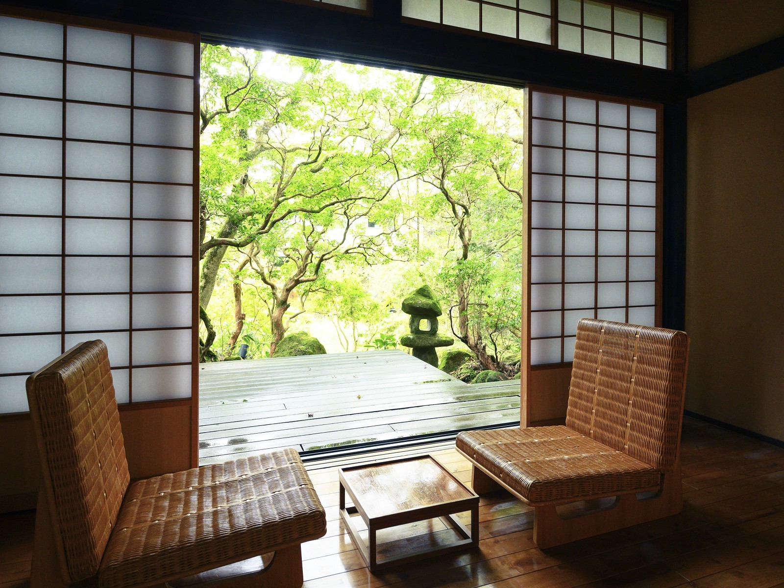 松坂屋本店 客室の一例「明石」