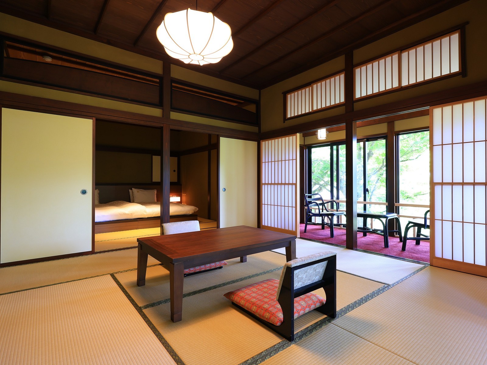 松坂屋本店 温泉内風呂付客室「雲井」