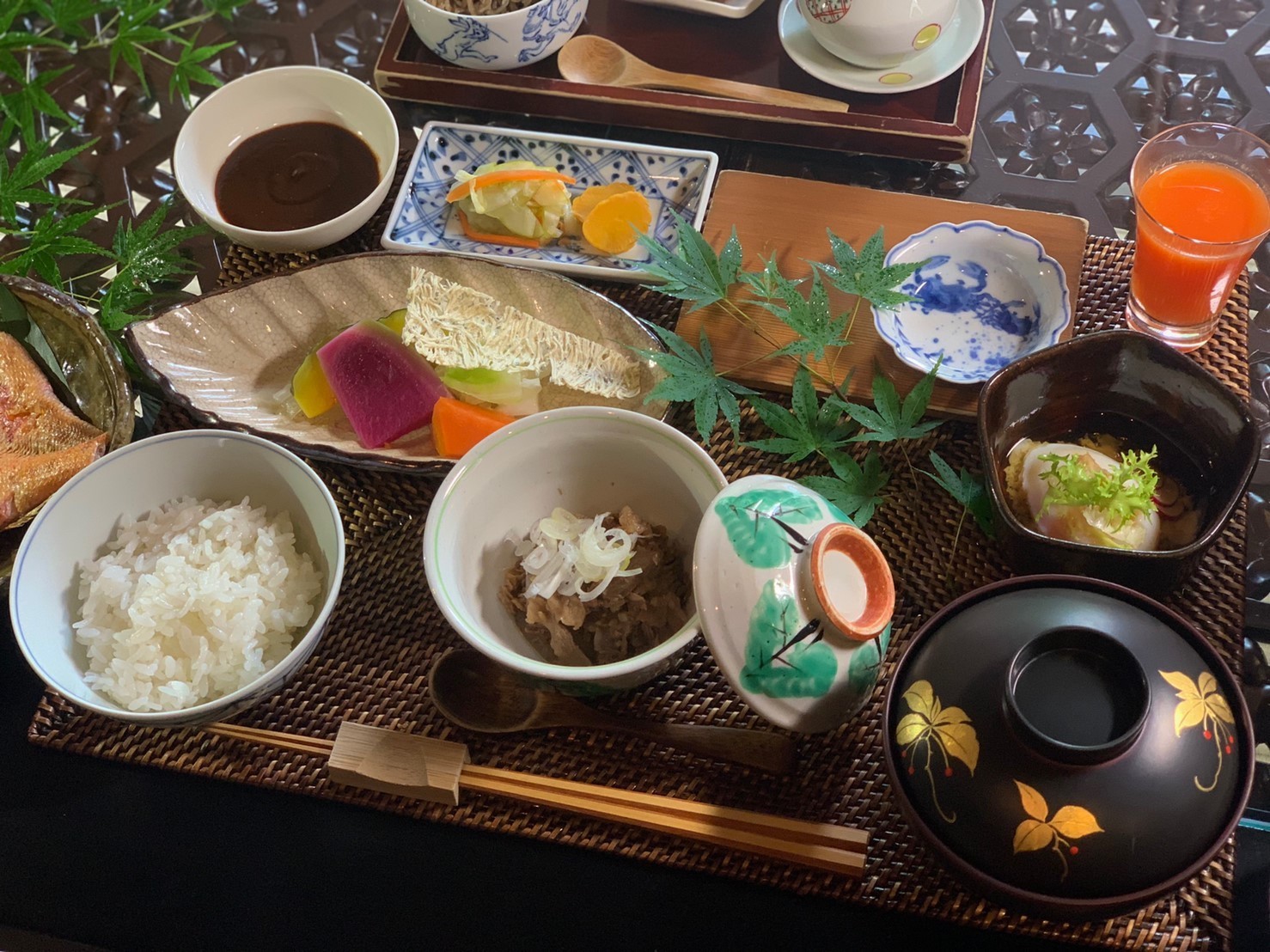 金乃竹 仙石原 【朝食のみ】遅いご到着でもOK！お部屋の露天風呂と和朝食を愉しむ「1泊朝食付き」プラン-