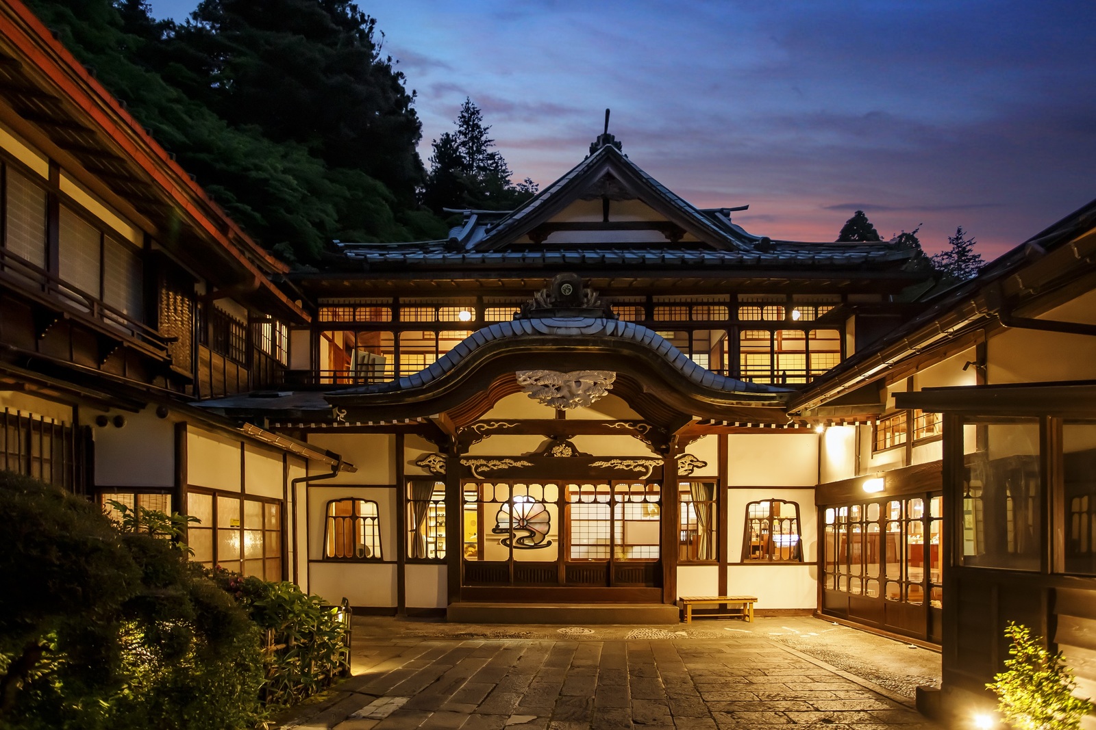 箱根小涌園　三河屋旅館 【精進料理を楽しむプラン】大本山・永平寺「典座老師監修」の精進料理夕食　箱根の自然と歴史に触れる自家源泉の湯宿（夕朝食付き）