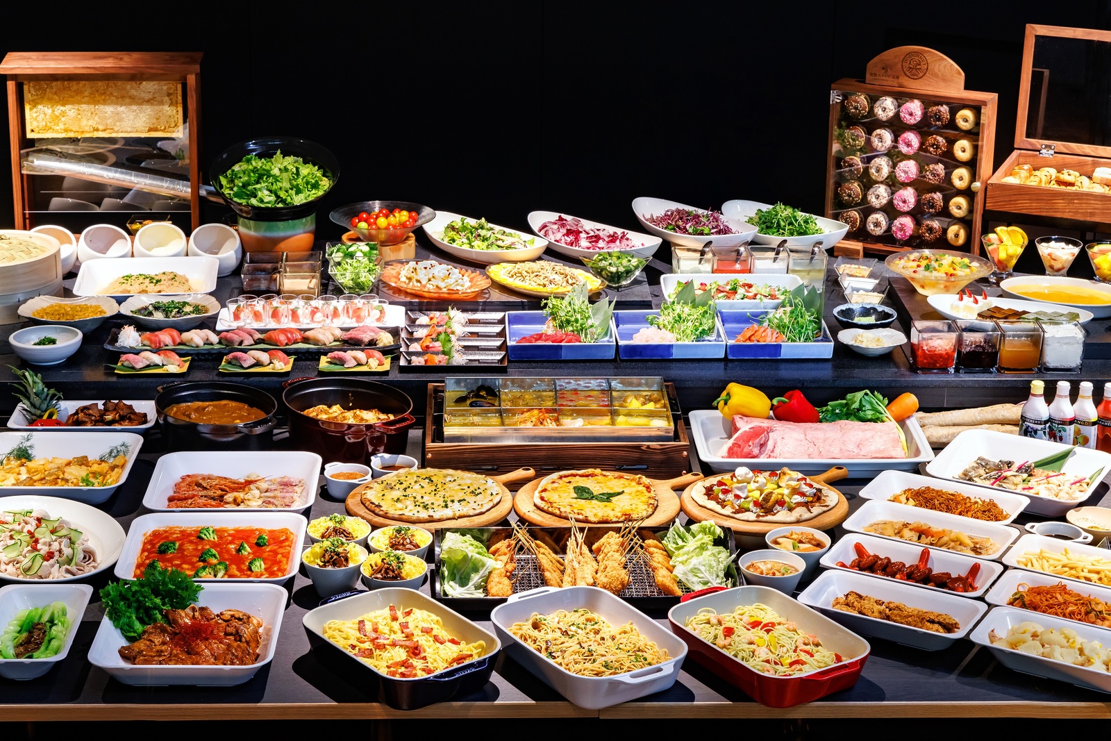 箱根ホテル小涌園 【スタンダードプラン】ユネッサン入り放題 ♪夕食後半19：30～20：00スタート（夕朝食付き）