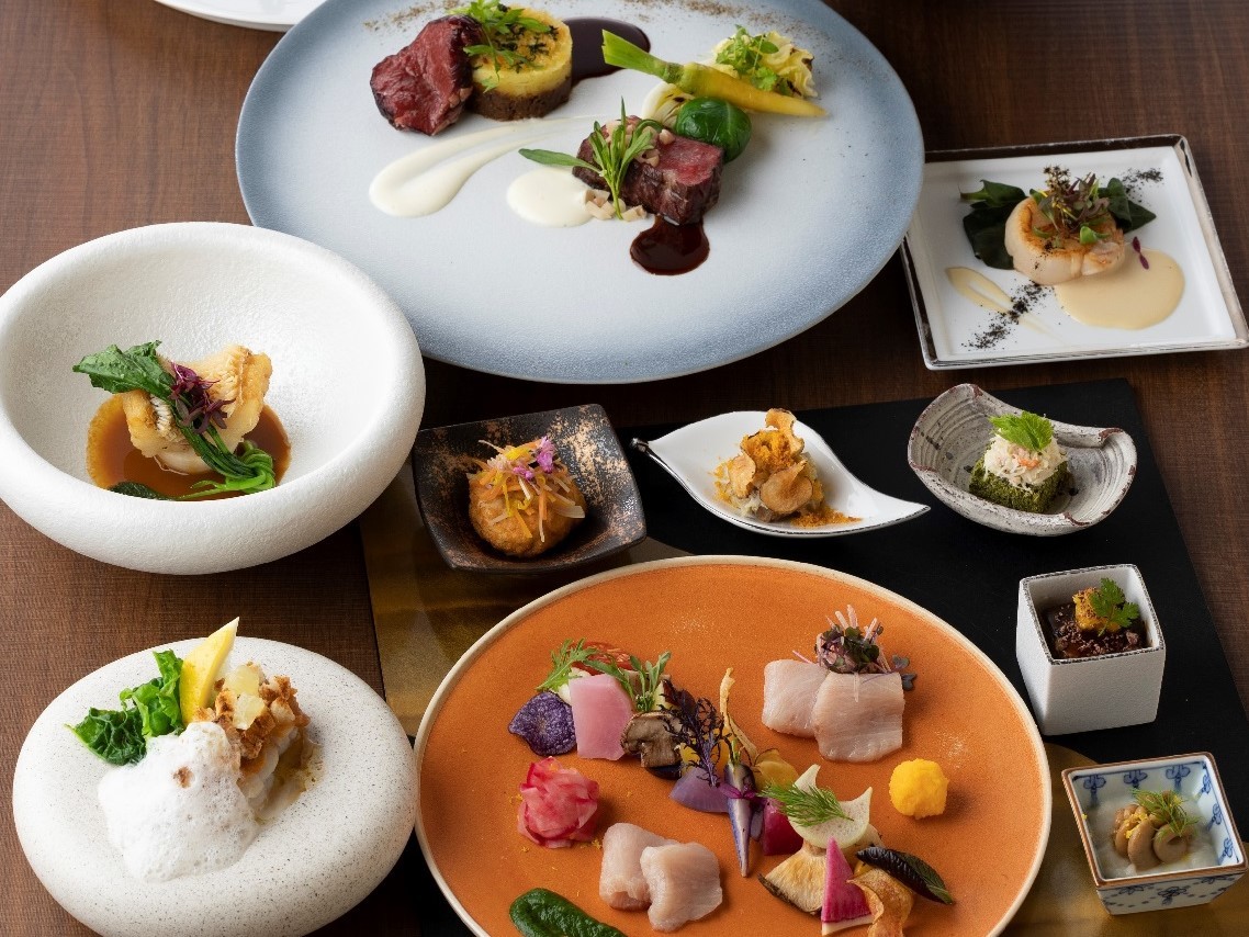 ホテル四季の館箱根芦ノ湖 "旬の厳選食材"『アップグレード会席フレンチのフルコース』＜ご夕食時間：17:30～19:15＞