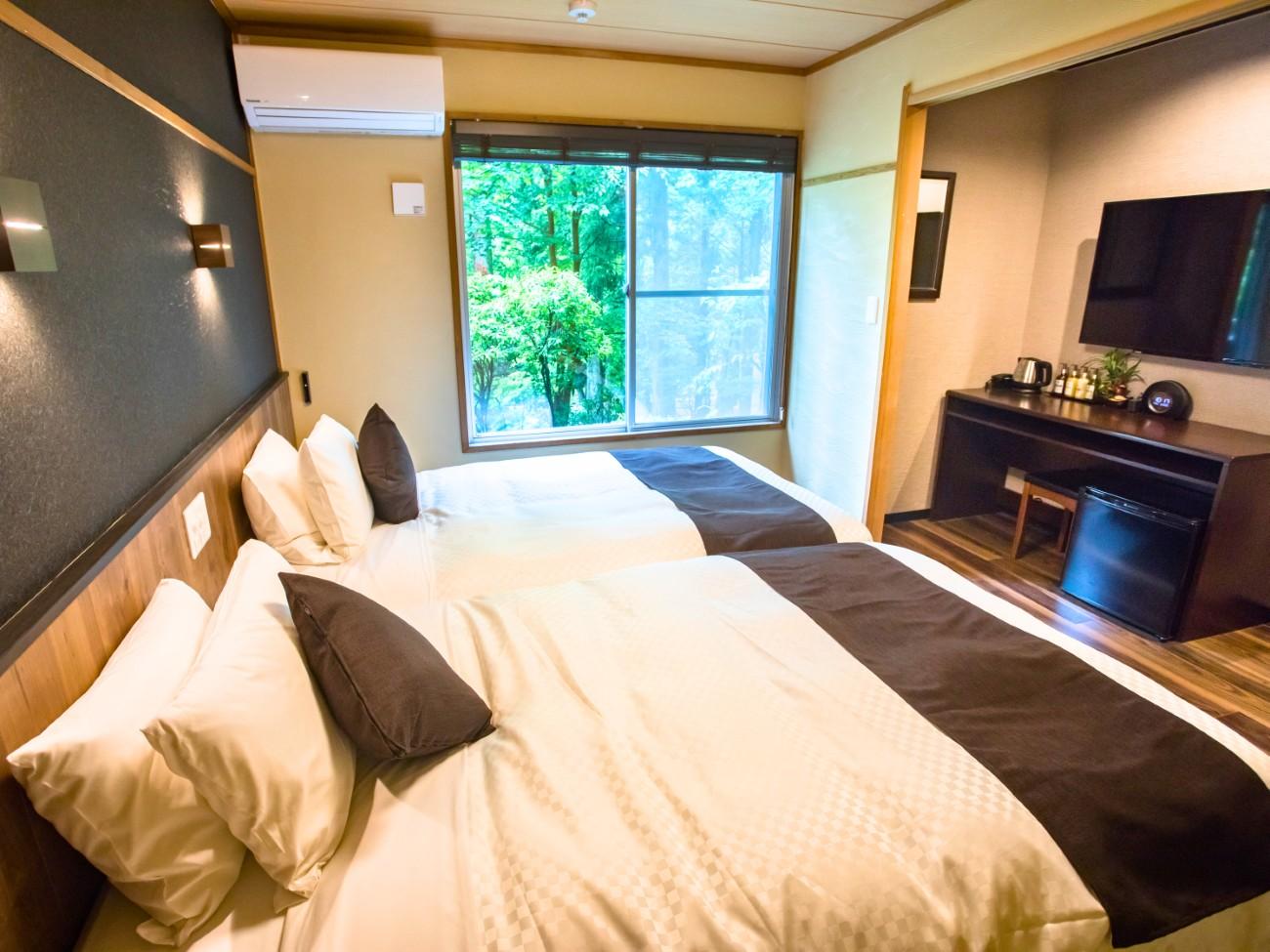 リブマックスリゾート箱根芦ノ湖 【洋モダンスーペリア洋室】30平米　信楽焼露天風呂　禁煙　