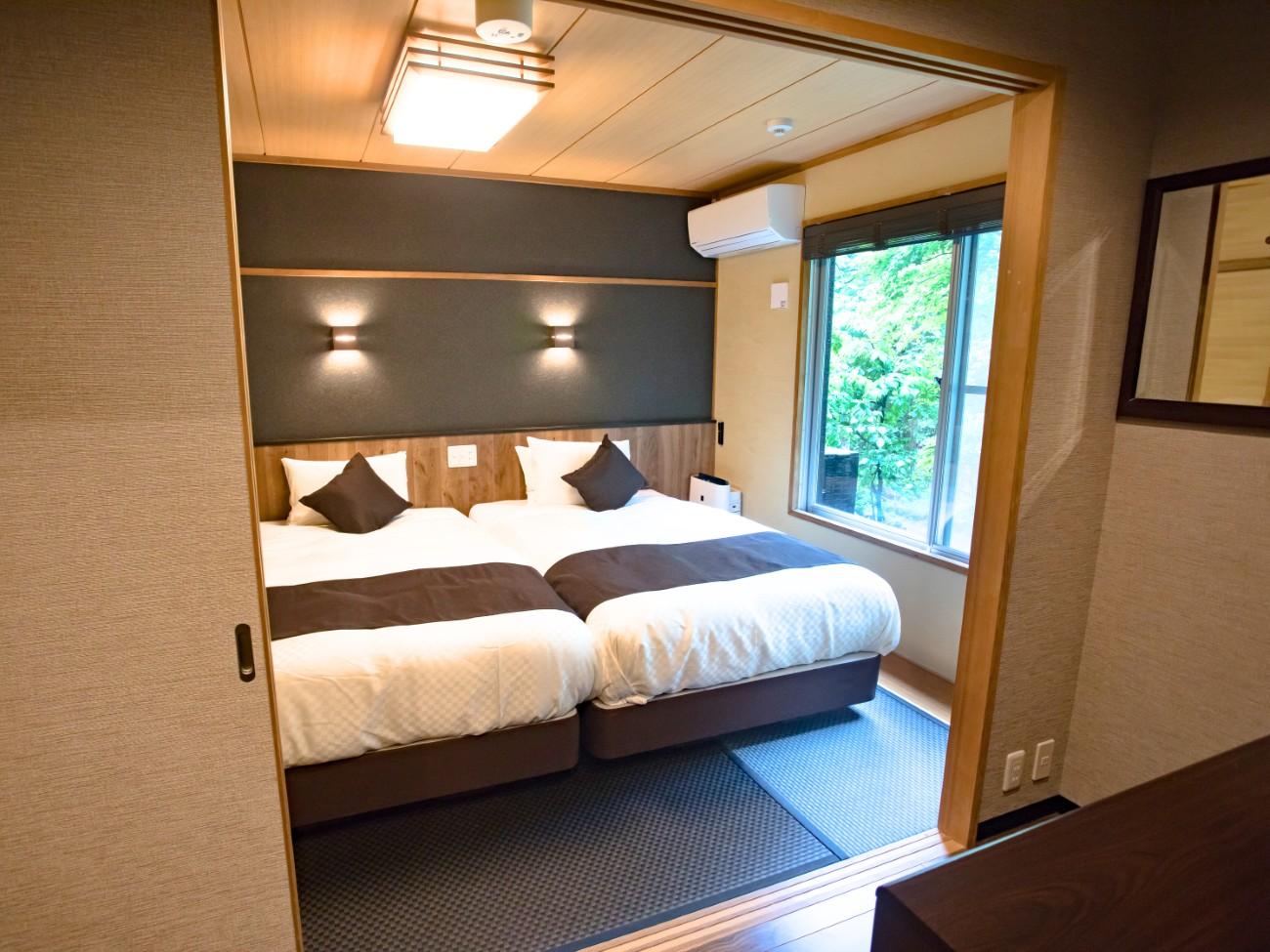 リブマックスリゾート箱根芦ノ湖 【洋モダンスーペリア洋室】30平米　信楽焼露天風呂　禁煙　