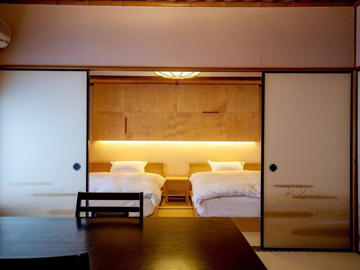 若松　箱根湯河原 数奇屋造りベッド付和室（8畳+6畳）