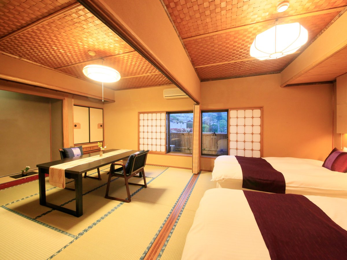 若松　箱根湯河原 数奇屋造りベッド付和室（8畳+6畳）