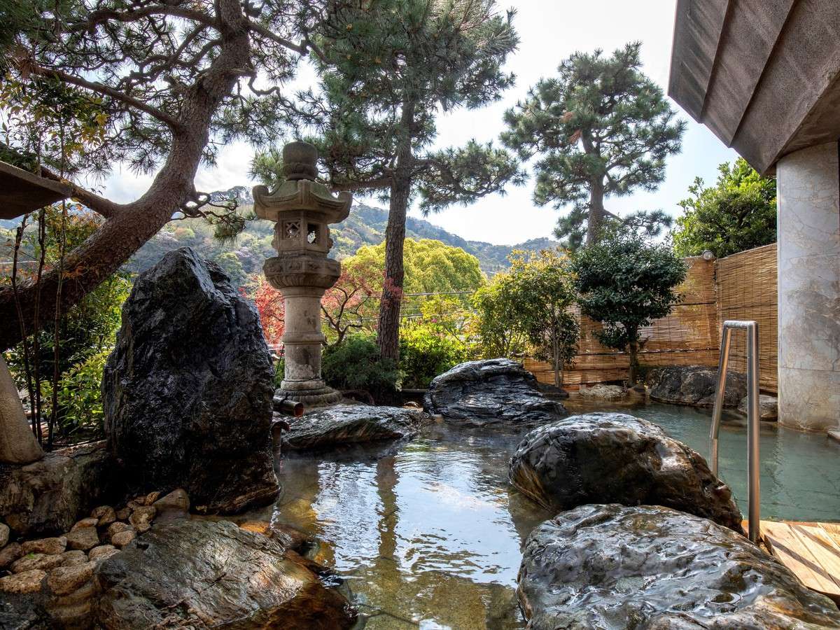 若松　箱根湯河原 【朝食付】■お部屋食■遅い到着でも安心◆おこもり宿で和朝食と美肌の湯を堪能＜夕食なし＞
