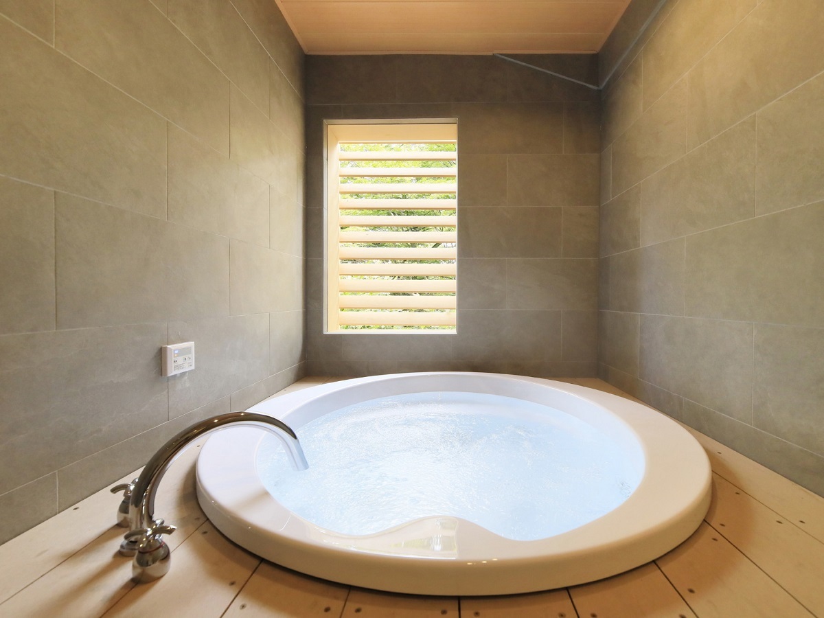 ゆるり箱根withDOGS 【半露天客室確約】《最大30％OFF》半露天風呂付き客室でわんちゃんとおこもり湯旅＜□特選鍋会席＞