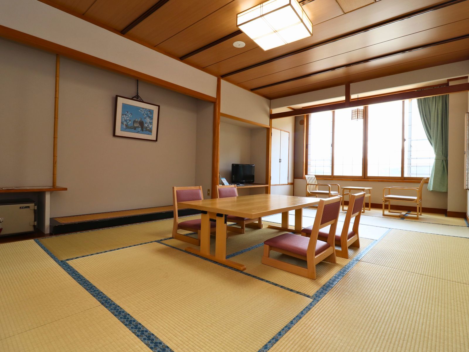 翠玉の湯　佐取館 【スタンダードプラン】 贅沢なひととき「純白のビアンカ豚」と旬の味覚を楽しむハーフ会席プラン【2食付】