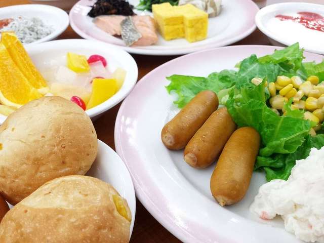 ホテル湯元 お得に泊まろう！直前予約もＯＫ！一泊朝食付きバイキングプラン！！