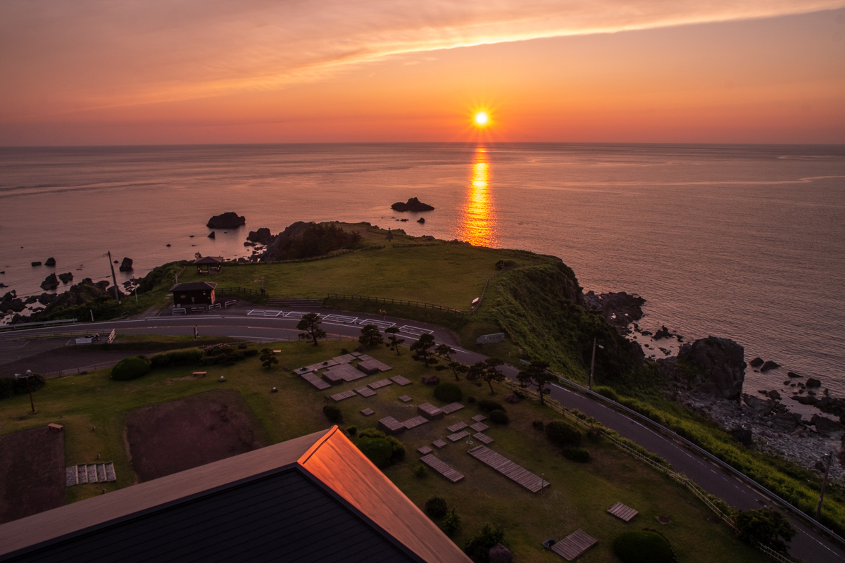 SADO NATIONAL PARK HOTEL OOSADO 【OOSADO STAY】オーシャンフロントで極上の空間、佐渡産の食材を活かした美朝食を（ご朝食付き）