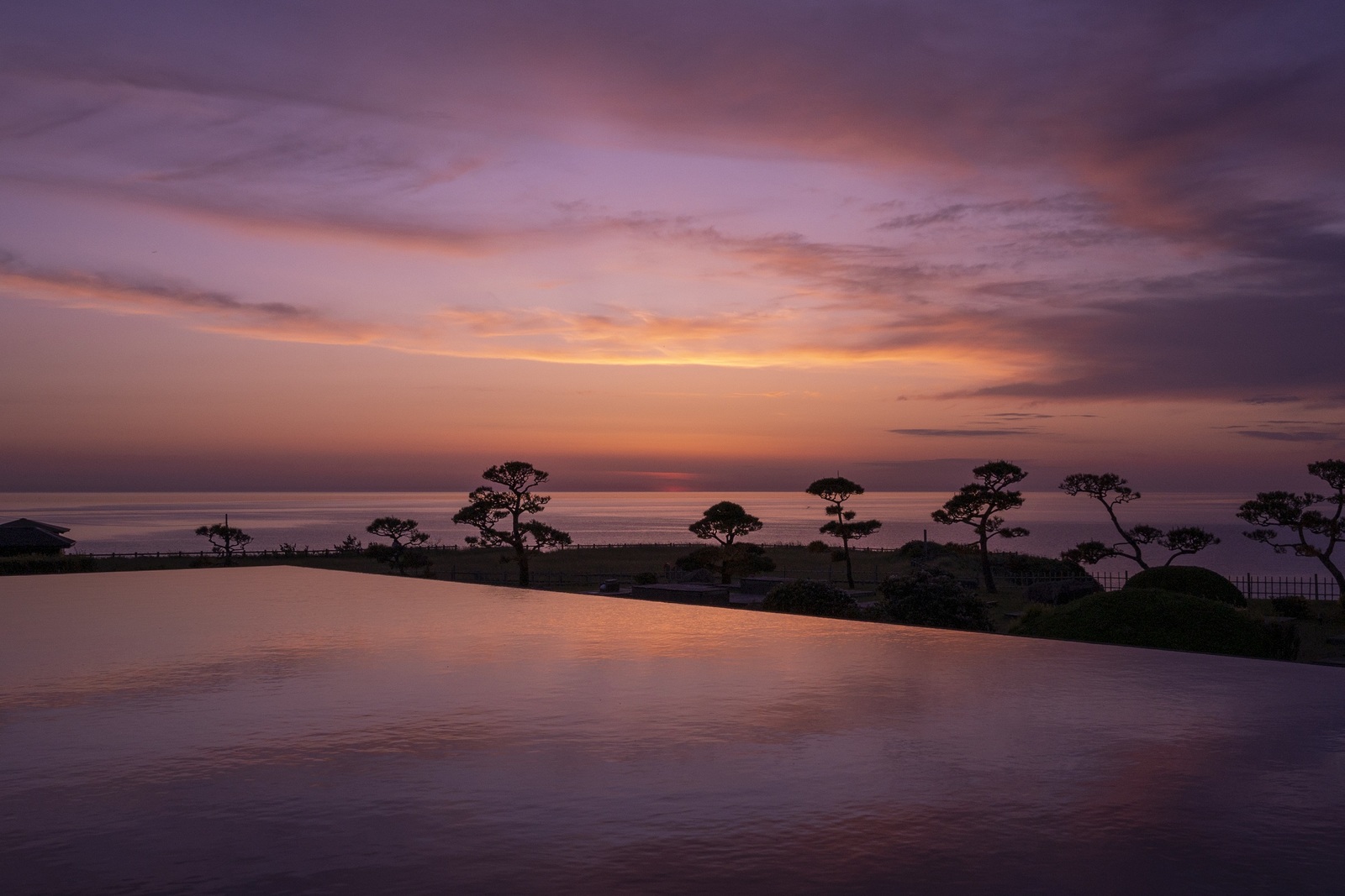 SADO NATIONAL PARK HOTEL OOSADO 【早期割60日＆2連泊】オーシャンフロントで極上の空間、佐渡産の食材を活かした美朝食を（ご朝食付き）