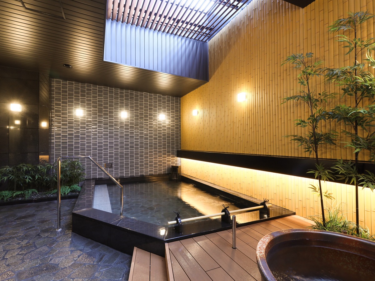 アパホテル＆リゾート〈新潟駅前大通〉 【素泊まり】大浴殿・露天風呂完備■JR「新潟駅」万代広場から徒歩7分