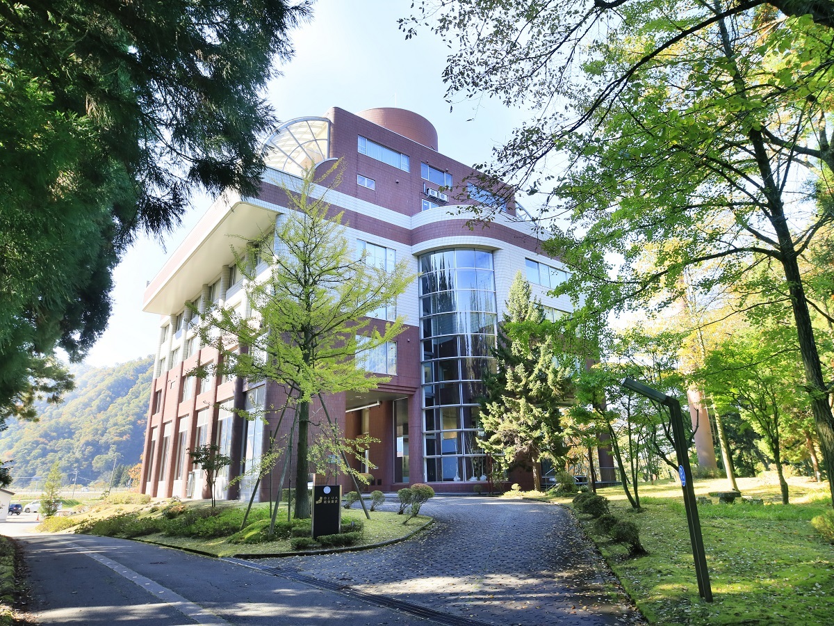 ゆとりろ越後湯沢 【素泊まり】チェックインは22時までOK！新潟を遊びつくしたい方におすすめ＜素泊まり＞