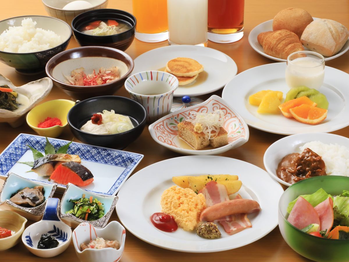 ゆとりろ越後湯沢 【朝食のみ】新潟自慢のお米×ふりかけスタンドで旬の幸を味わう朝ごはんビュッフェ＜朝食付き＞